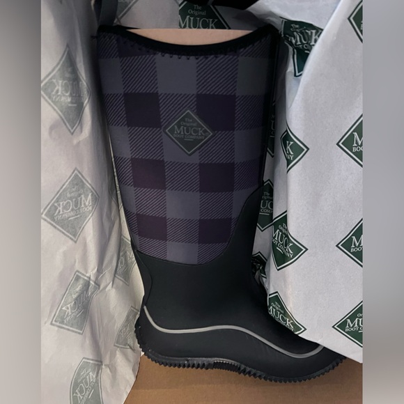 Muck Women's Hale Tall Boot - Blue & Black Plaid New in Box - Picture 8 of 8